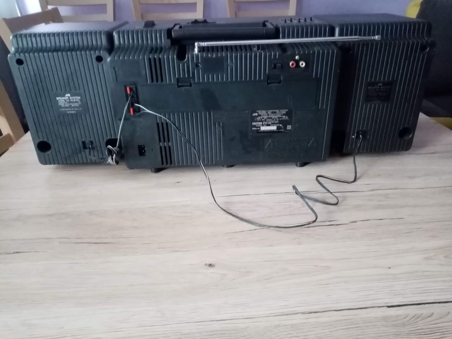 Radio magnetofon JVC z PRL-u