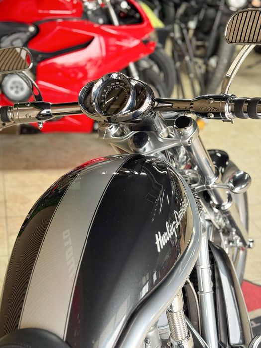 Harley Davidson V Rod VRSCA Costum
