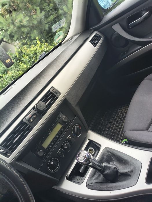 BMW e91  2.0 benzyna 143KM