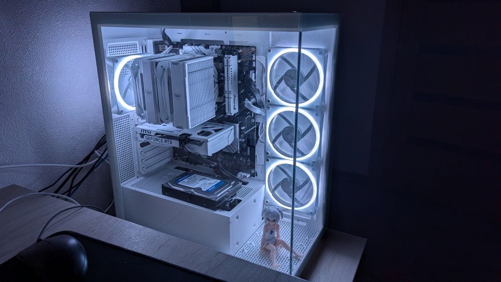 Продаю ігровий ПК. Новий, на гарантії (RTX 5060, i5-14600KF, 32GB RAM)