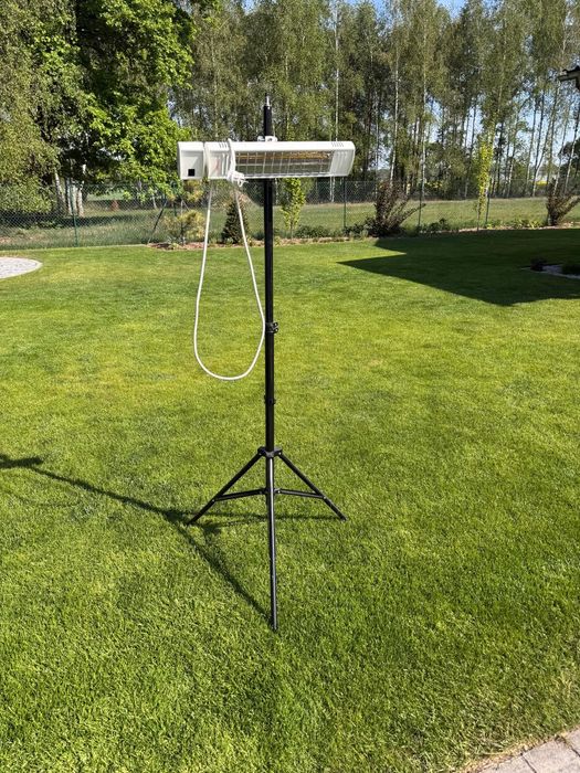 Promiennik ciepła ze statywem