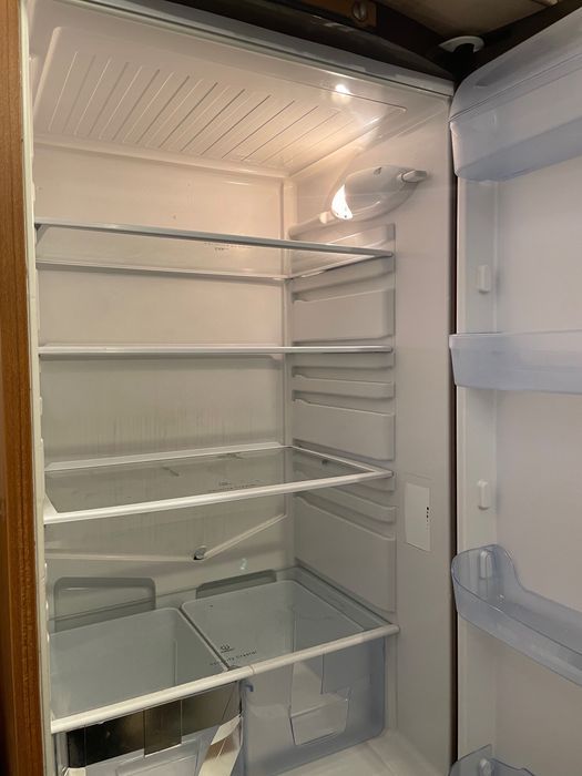 Холодильник в гарному стані