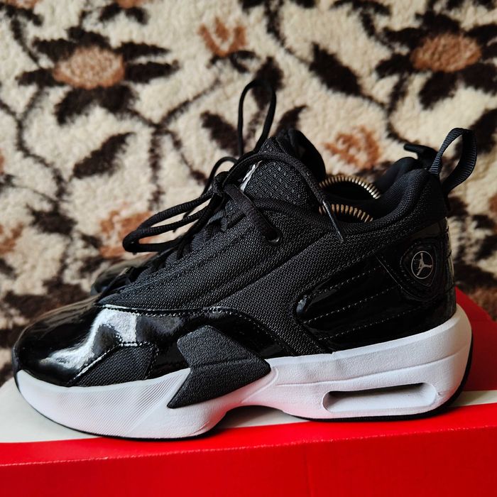 Mega młodzieżowe buty sport Jordan Max Aura 6 wkł.24,5 cm świetny stan