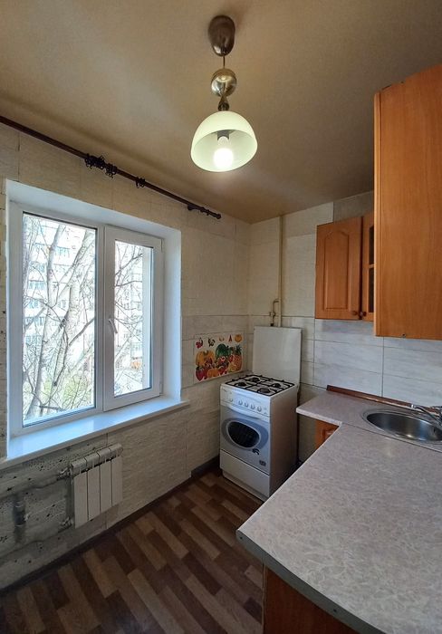 Продаж 1 кімнатної, вул.Галицька,9 Подільський р-н