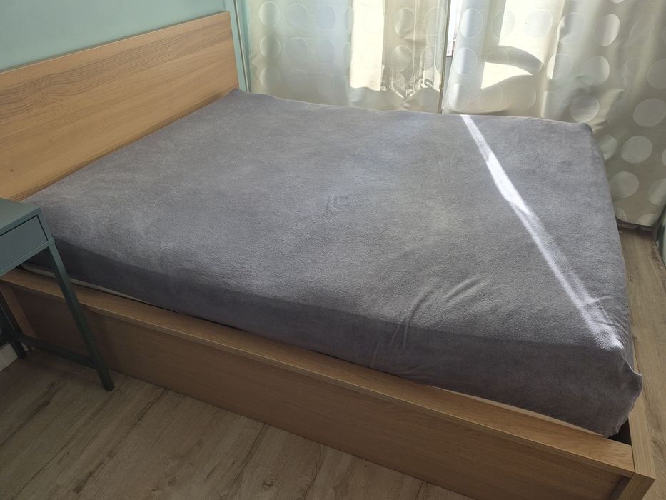 Łóżko Malm Ikea 160x200 cm z pojemnikiem okleina dębowa bejcowanie na biało