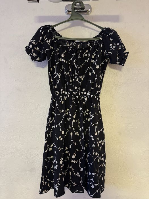 Жіноча літня сукня