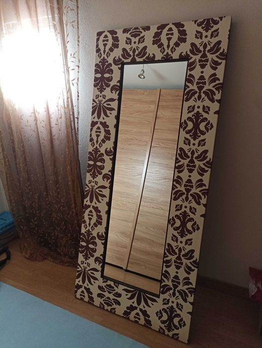 Espelho decorado