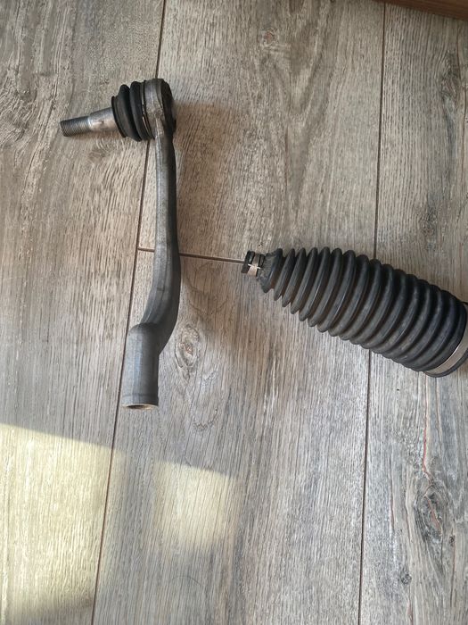 Наконечник рульової тяги правий пильник Оригінал Nissan Rogue T33