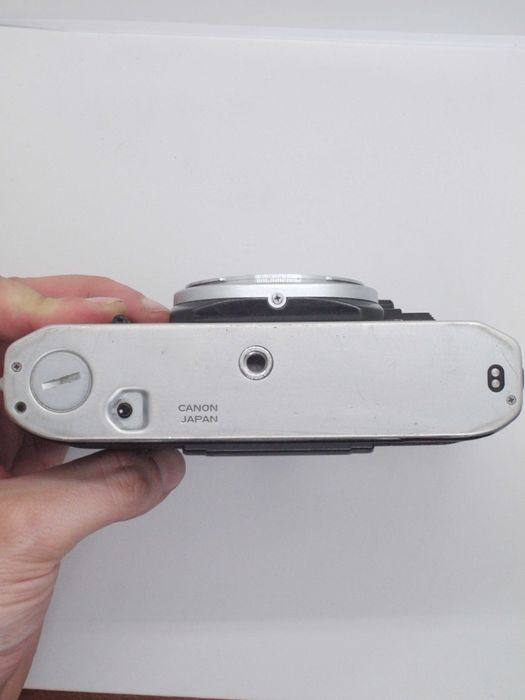 Canon AE-1 + Canon nFD 50mm f/1.8