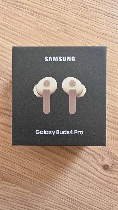 Samsung Galaxy Buds4 Pro (Pink Gold) - Totalmente Novos (SELADOS)