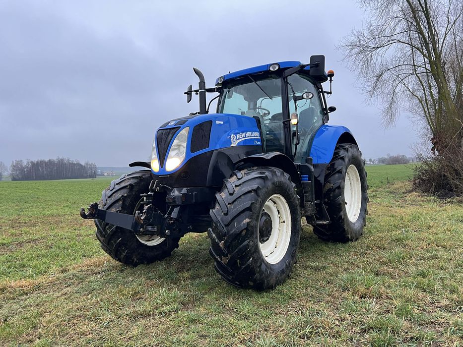 New Holland T7.200