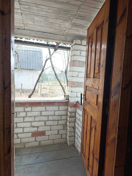 Камін ! Груба ! Свердловина ! Поруч ліс!