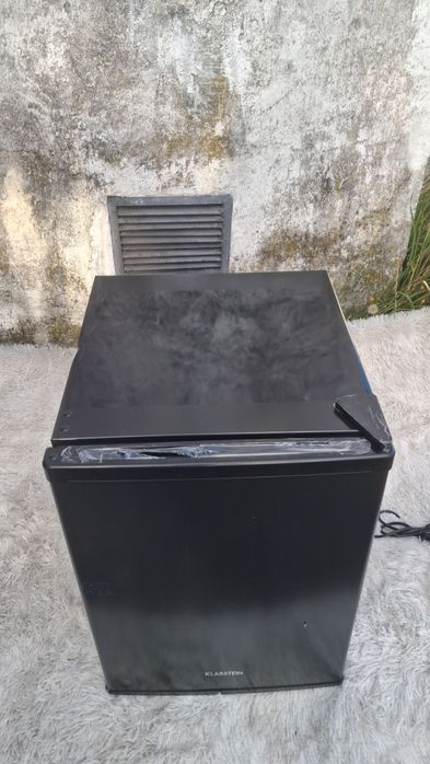 Mini lodówka  67 l