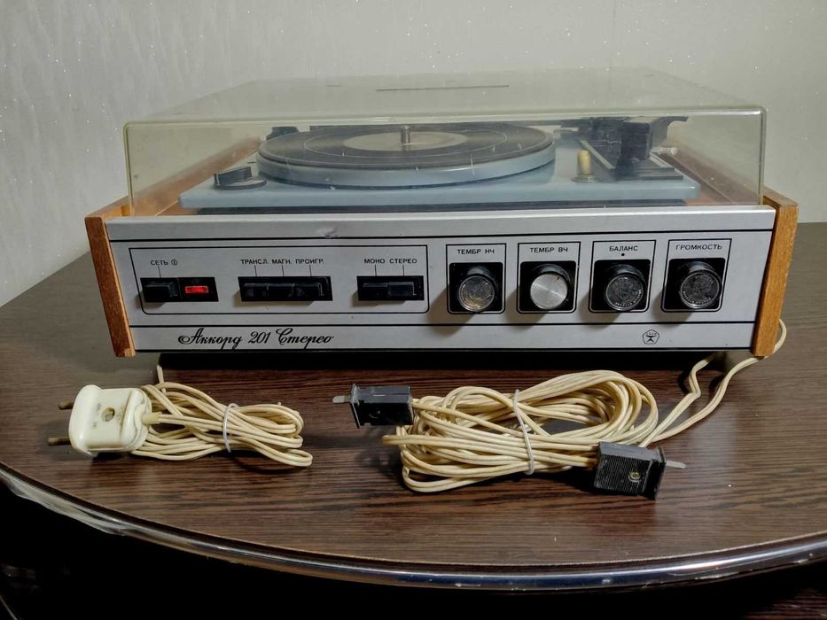 Продається програвач вініловий Аккорд 201 стерео
