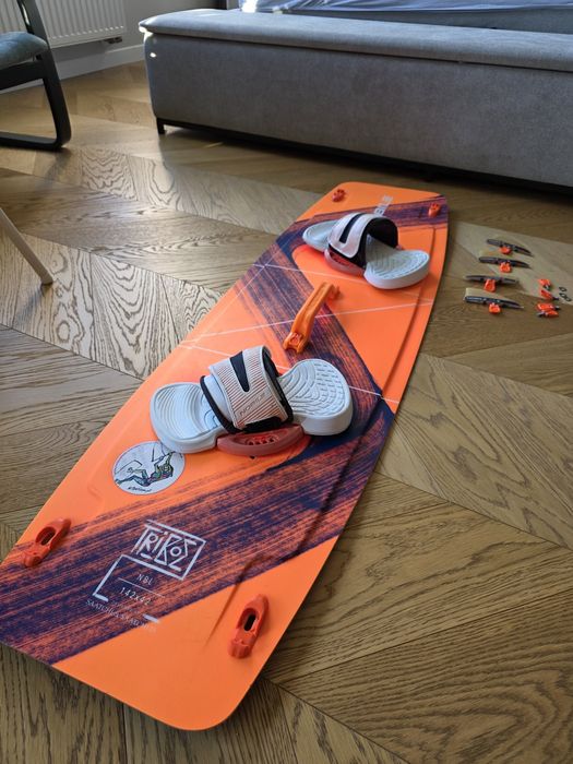 Nobile NBL 142 x 42 - deska do kitesurfingu