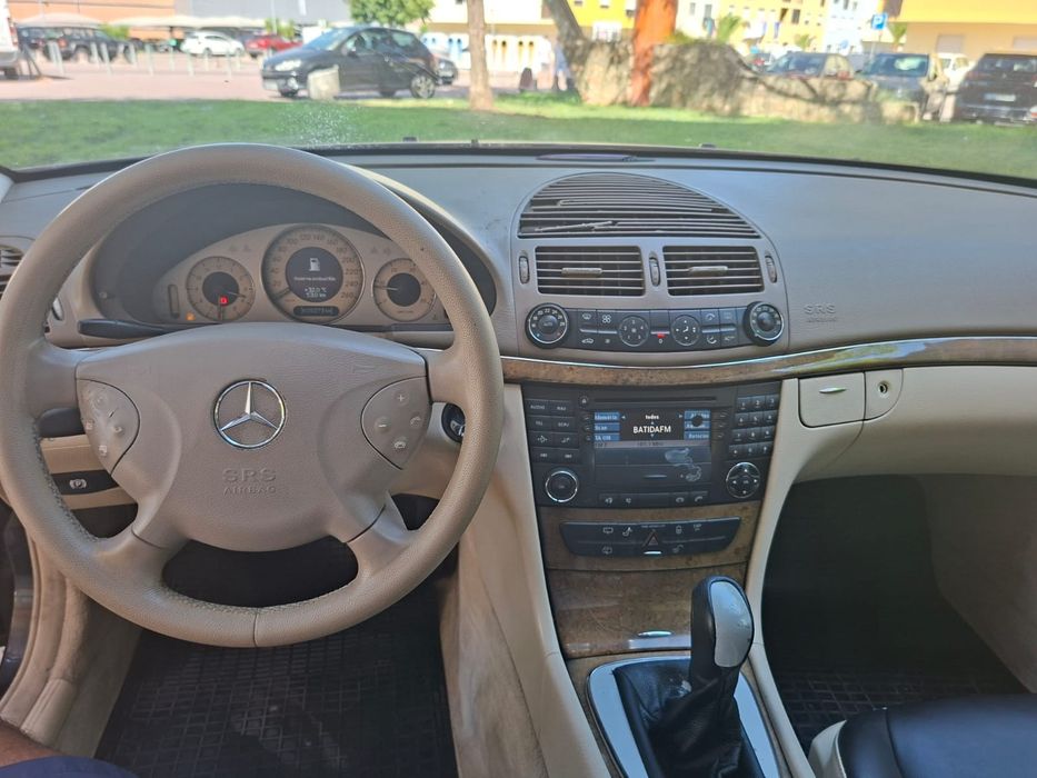Mercedes -benz E270 avagarde CDI