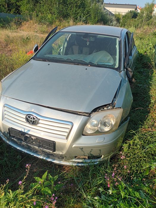 Продам Тойота Авенсіс