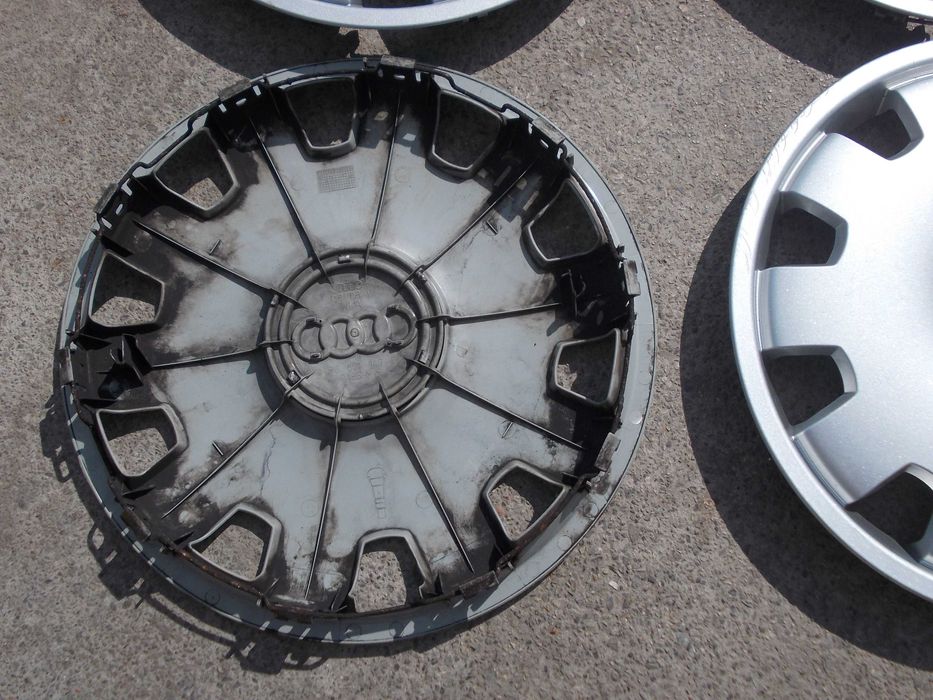 kołpaki Audi 16 cali komplet oryginał 4 sztuki