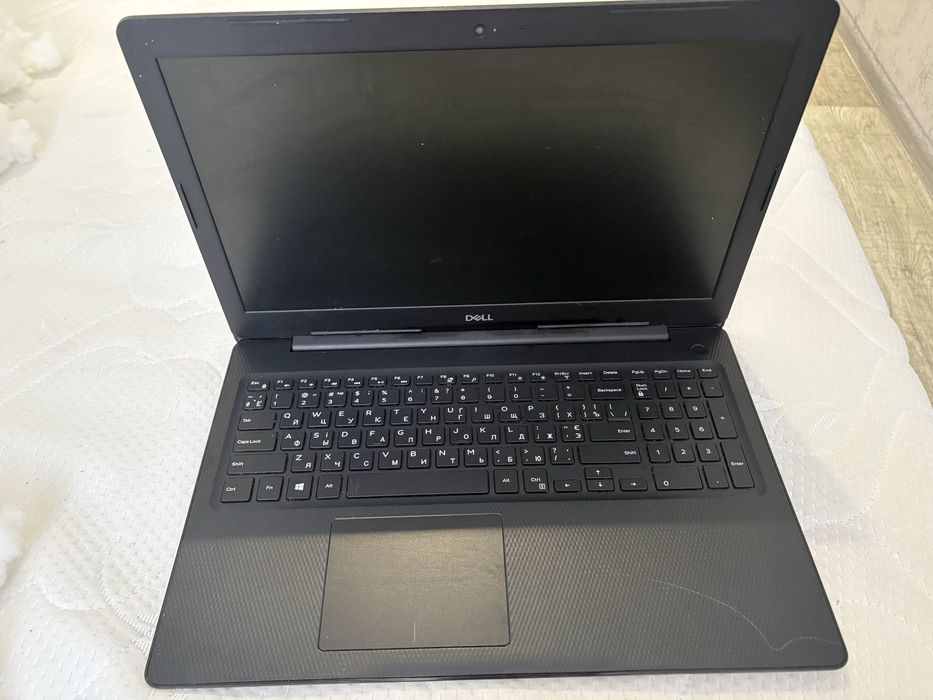 Ноутбук Dell Inspiron 3584