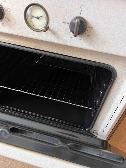 Комплект духова шафа та плита Hotpoint Ariston
