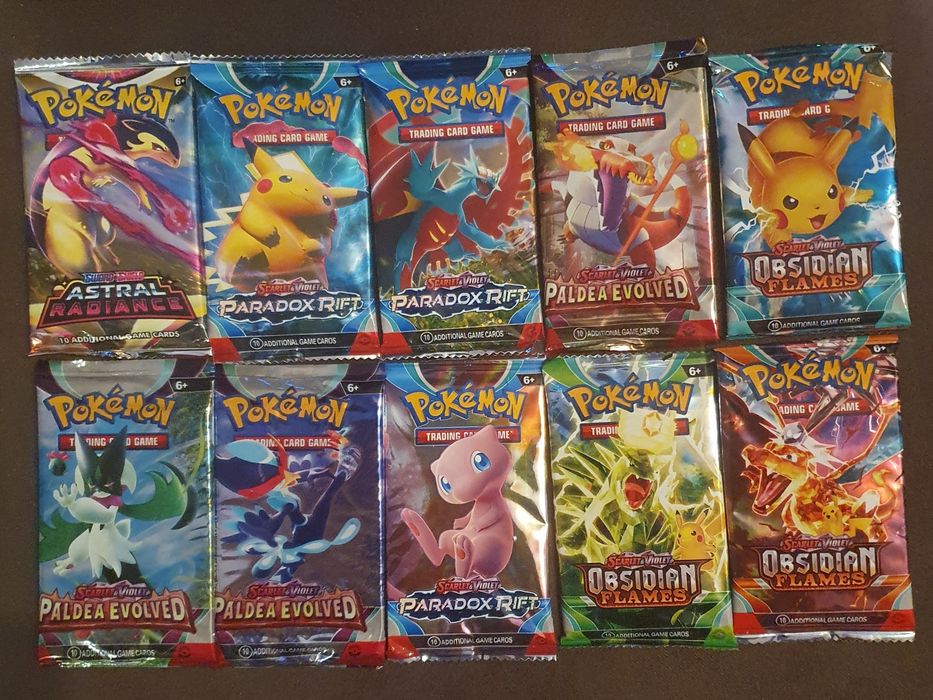 Duży album +100 kart pokemon