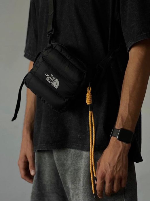 апсайкл сумка через плече the north face
