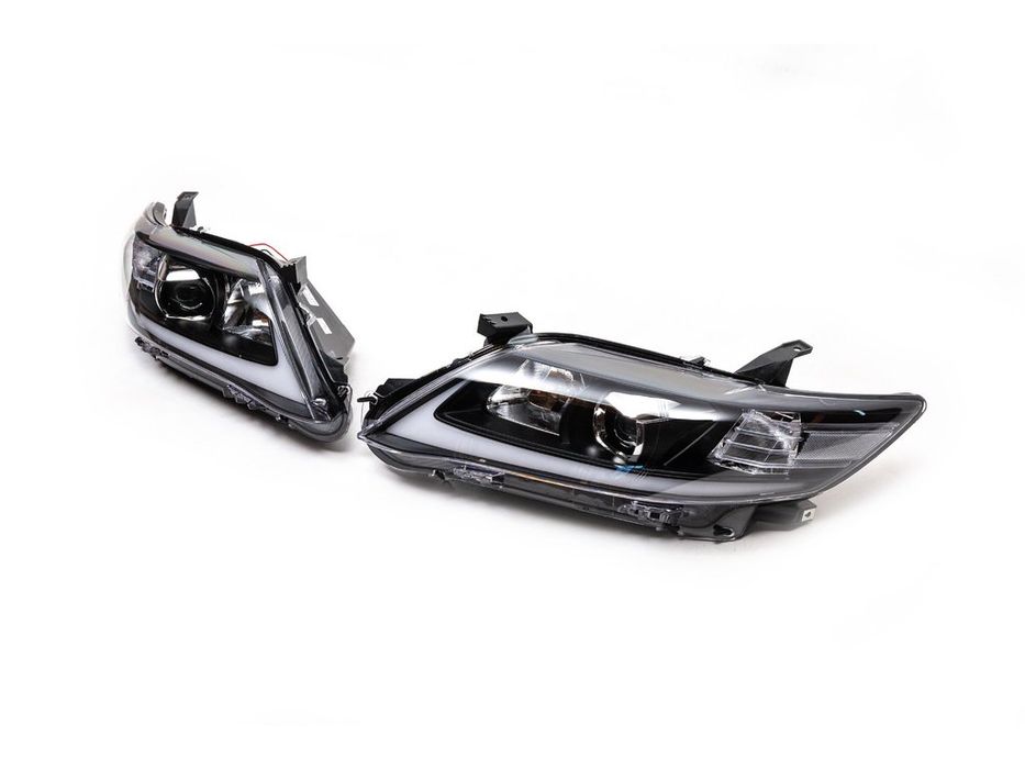 Toyota Camry V40 Передняя оптика фары LED (2 шт)