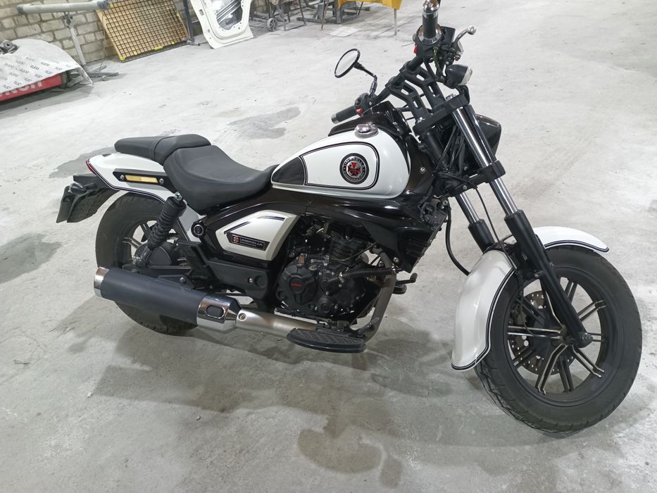 Мотоцикл Lifan k19 200кубов