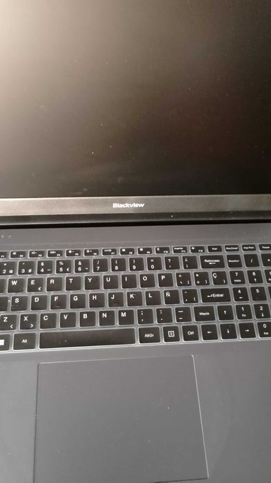 Computador portátil novinho 18,5