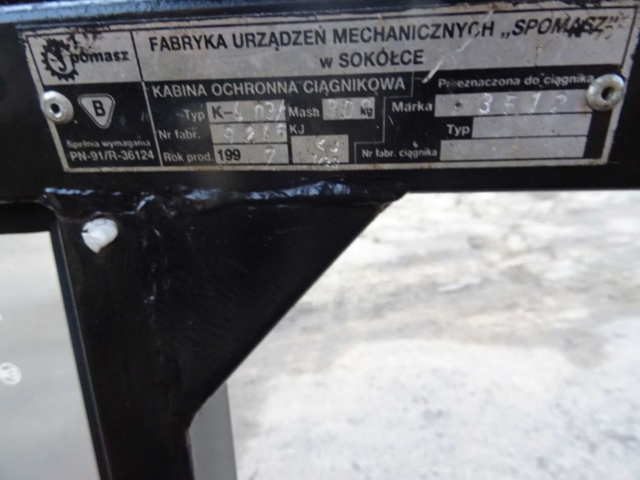 Kabina Sokółka do MF 255/3512/2812 Czeska błotniki do C 360 3P C 355