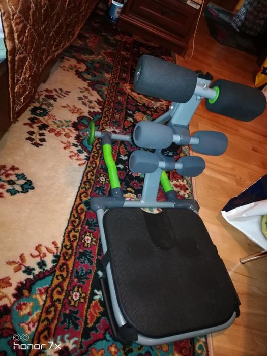 Urządzenie do robienia brzuszków