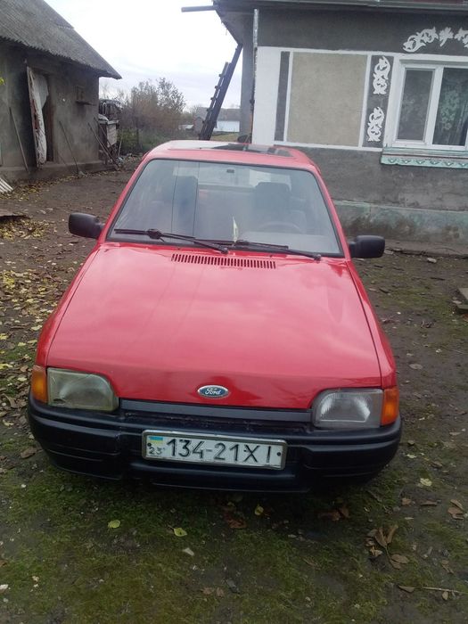 Продам Форд ескорт 1ʼ6 дизель