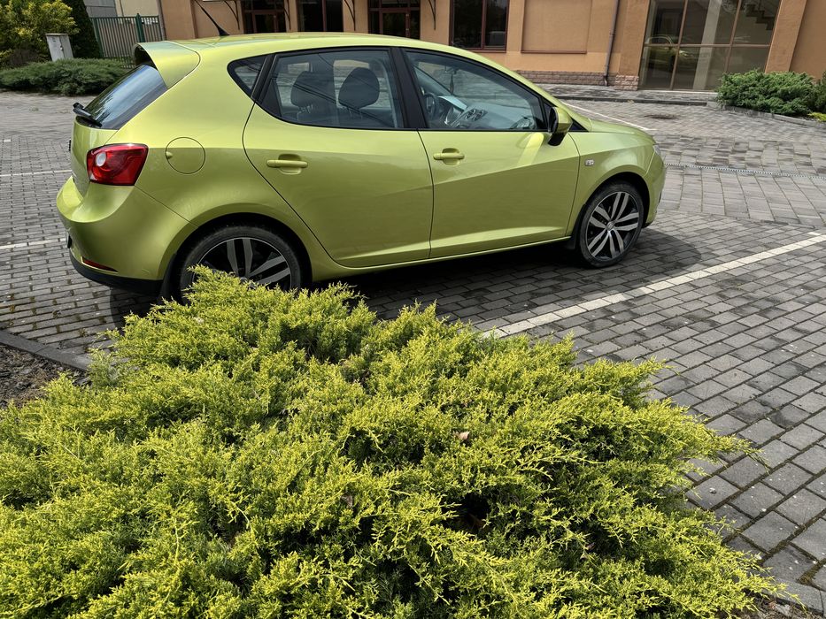 Продам Seat Ibiza  автомат