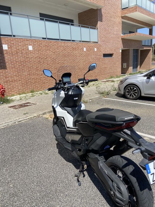 Honda X-ADV 750 – 2019 | 43.000 km | 8.500 € (Negociável)