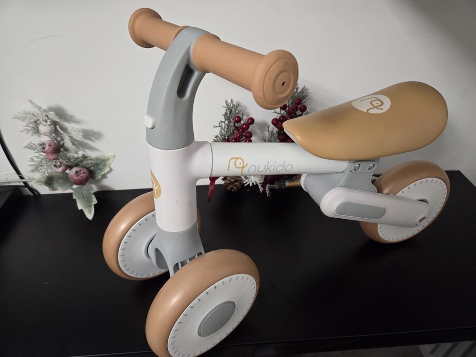 Rowerek biegowy trójkołowy brąz