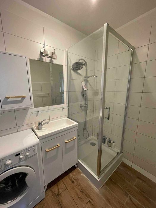 Pokój do wynajęcia w mieszkaniu 4 osobowym