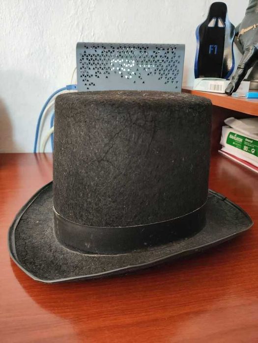 Cartola Preta em feltro - 17cm * 7 unid