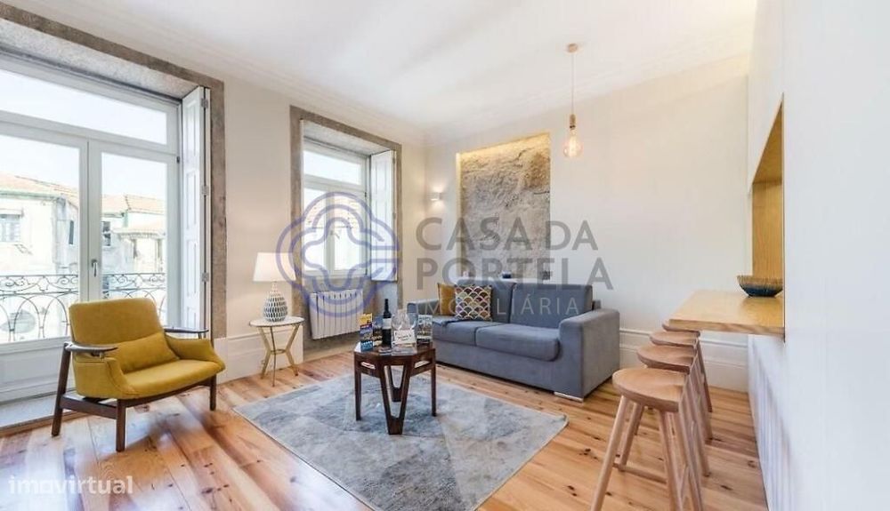 Apartamento T1 mobilado no coração da baixa portuense a metros da Sé
