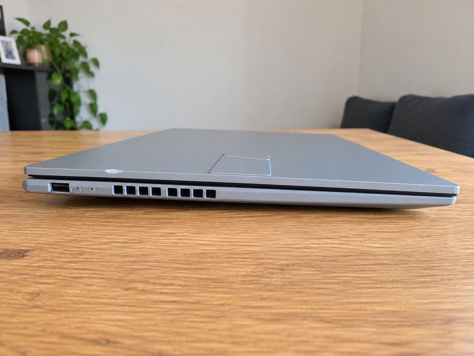 Asus Vivobook 16 Ryzen 5 5625u 16gb ram 256gb ssd