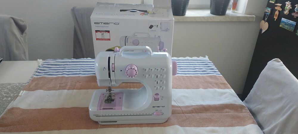 Maszyna do szycia Emerio SEW-121820