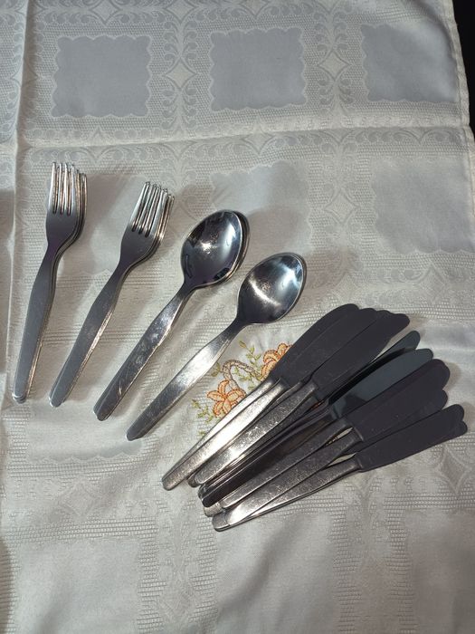 Conjunto de talheres em inox