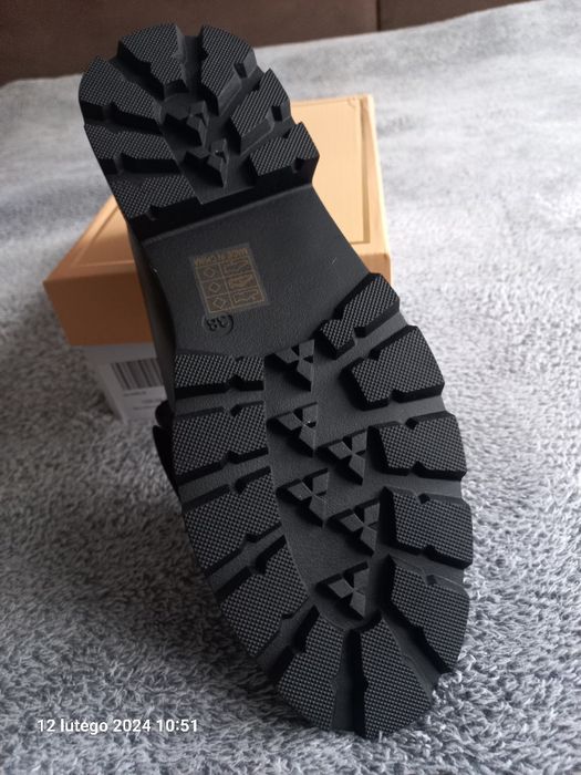 Sprzedam nowe buty