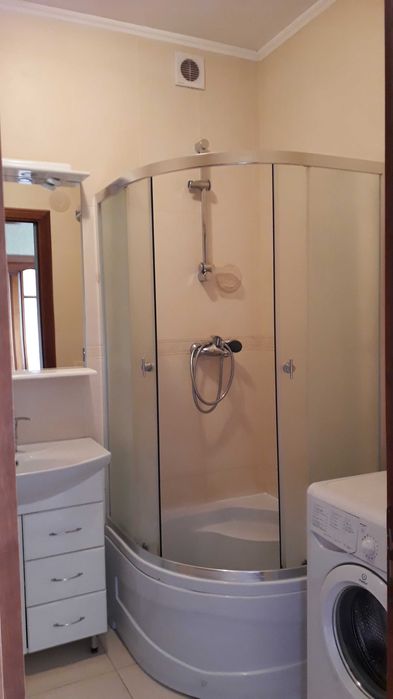 Вiльно зараз ! ЭЛИТНАЯ 2-комн. кв. в центре Трускавца. Тiльки VIBER!