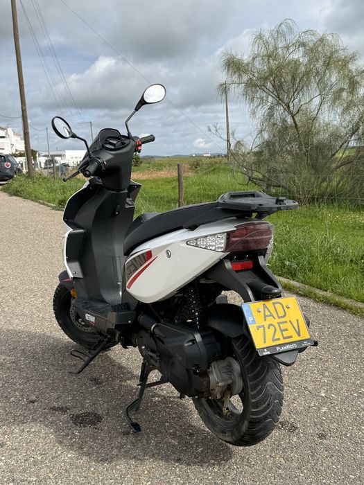 Scooter Keeway Fact Evo