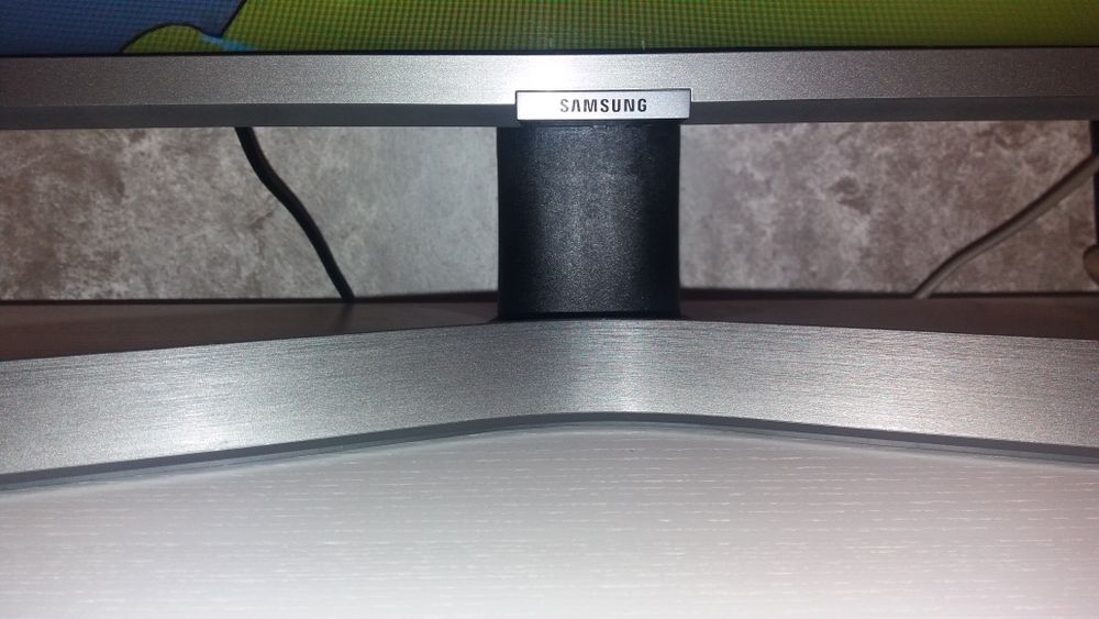 Продам телевізор Samsung UE55RU7442