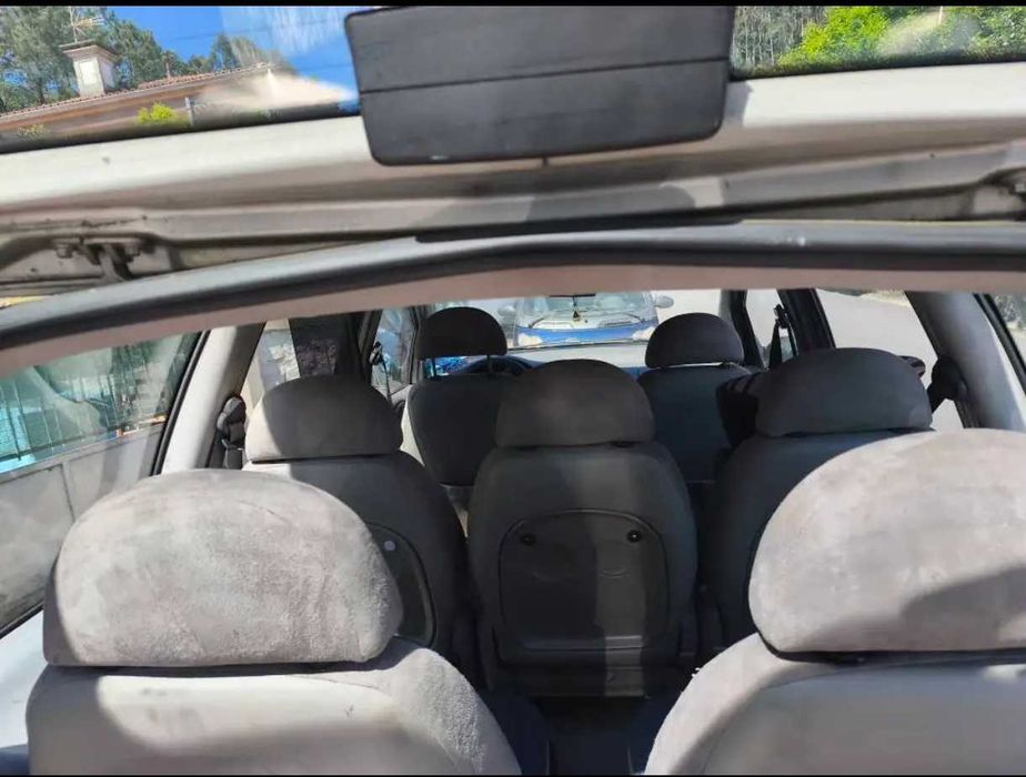 Ford Galaxy 1.9