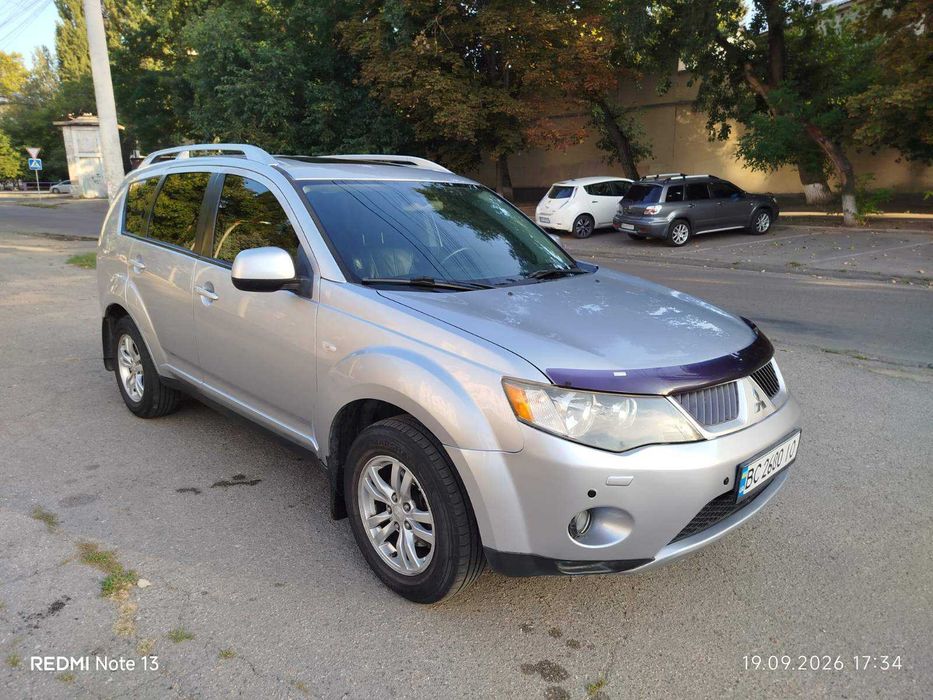 Mitsubishi Outlander 2008 Автомат
