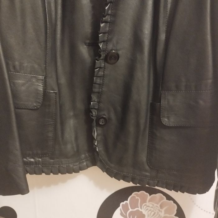 Куртка жіноча натуральна шкіра.