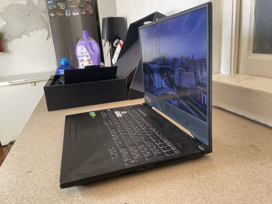 Portátil Gaming ASUS ROG Strix Scar II GL504GW - i7-8750H / RTX 2070 / 32GB RAM / 144Hz (com caixa original)