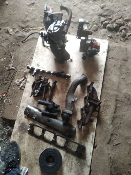 Продам запчасті.